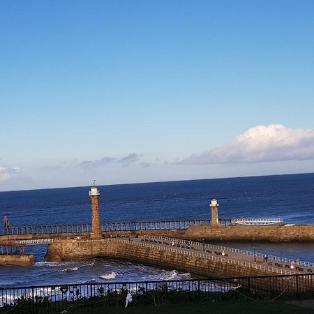 The Hideaway Villa Whitby Exterior photo
